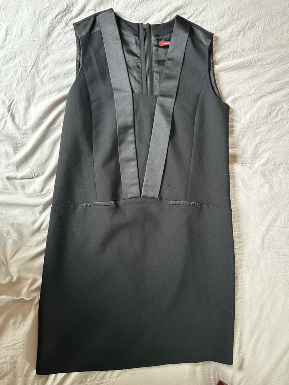 Comptoir Des Cotonniers Black Sleeveless V-Plunge Mini Dress